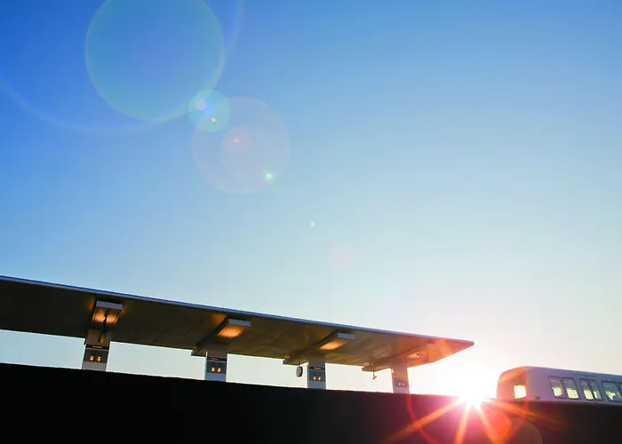 Western Park Globetrotter Airport Hotel 3*