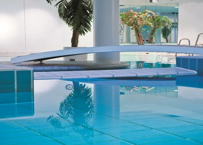 Western Park Globetrotter Airport