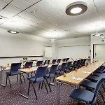 Western Park Globetrotter Airport 3*